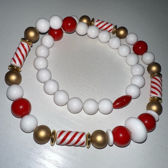 Vintage Red, White, and Gold Beaded Necklace - Picture 2 of 8